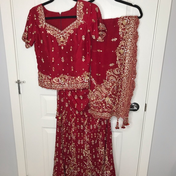 Bridal Indian Lengha - Picture 2 of 5